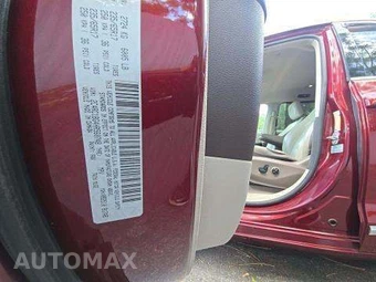 2017 Chrysler Pacifica Touring L 121.6" WB – miniatura 5