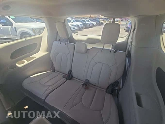 2017 Chrysler Pacifica Touring L 121.6" WB – miniatura 11
