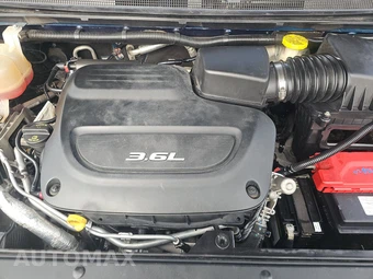 2017 Chrysler Pacifica Touring L 121.6" WB – miniatura 15