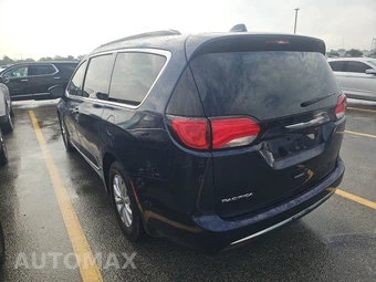 2017 Chrysler Pacifica Touring L 121.6" WB – miniatura 6