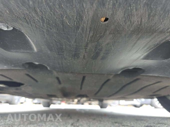 2017 Chrysler Pacifica Touring L 121.6" WB - miniatura 21