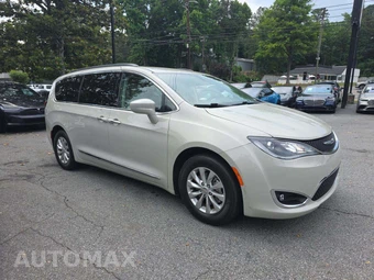 2017 Chrysler Pacifica Touring L 121.6" WB - miniatura 4