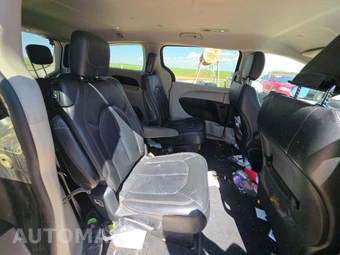 2017 Chrysler Pacifica Touring L 121.6" WB – miniatura 17