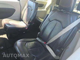 2017 Chrysler Pacifica Touring L 121.6" WB – miniatura 14