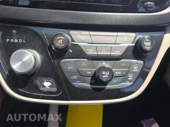 2017 Chrysler Pacifica Touring L 121.6" WB – miniatura 32