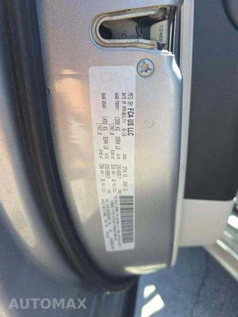 2017 Chrysler Pacifica Touring L 121.6" WB – miniatura 6