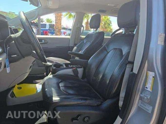 2017 Chrysler Pacifica Touring L 121.6" WB – miniatura 7