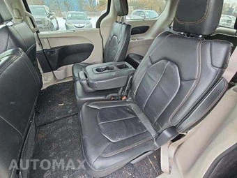 2017 Chrysler Pacifica Touring L 121.6" WB – miniatura 14