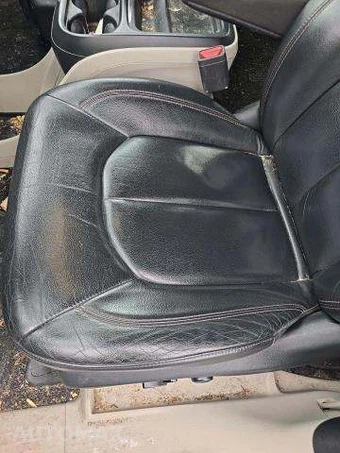 2017 Chrysler Pacifica Touring L 121.6" WB – miniatura 24
