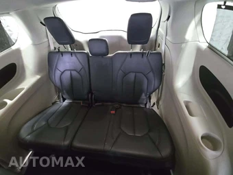 2017 Chrysler Pacifica Touring L 121.6" WB – miniatura 14