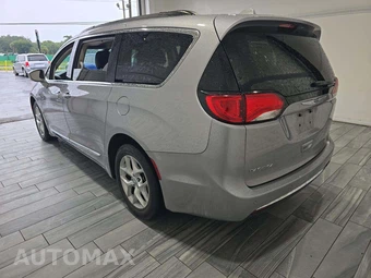 2017 Chrysler Pacifica Touring L 121.6" WB – miniatura 2