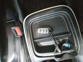 2017 Chrysler Pacifica Touring L 121.6" WB – miniatura 8