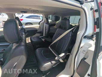 2017 Chrysler Pacifica Touring L 121.6" WB – miniatura 10