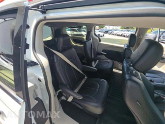 2017 Chrysler Pacifica Touring L 121.6" WB – miniatura 14