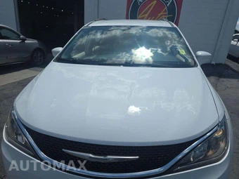 2017 Chrysler Pacifica Touring L 121.6" WB – miniatura 20