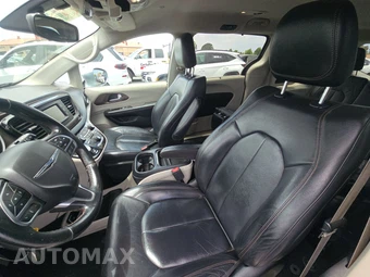 2017 Chrysler Pacifica Touring L 121.6" WB – miniatura 7