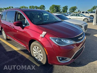 2017 Chrysler Pacifica Touring L 121.6" WB – miniatura 3