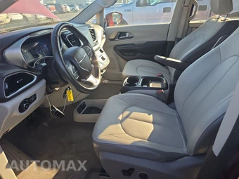 2017 Chrysler Pacifica Touring L 121.6" WB – miniatura 7