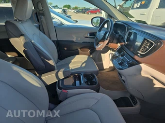 2017 Chrysler Pacifica Touring L 121.6" WB – miniatura 8