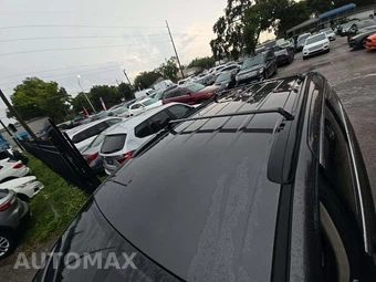 2017 Chrysler Pacifica Touring L 121.6" WB – miniatura 12