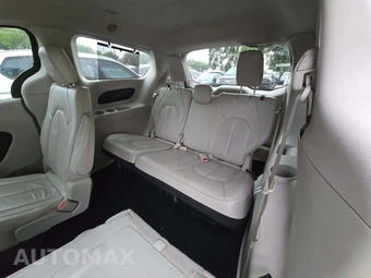 2017 Chrysler Pacifica Touring L 121.6" WB – miniatura 14