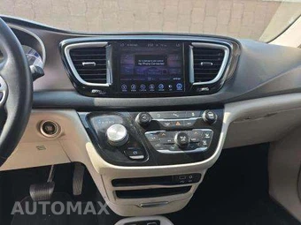 2017 Chrysler Pacifica Touring L 121.6" WB – miniatura 11
