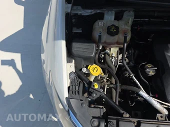 2017 Chrysler Pacifica Touring L 121.6" WB – miniatura 32