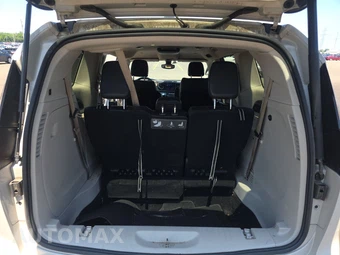 2017 Chrysler Pacifica Touring L 121.6" WB – miniatura 17