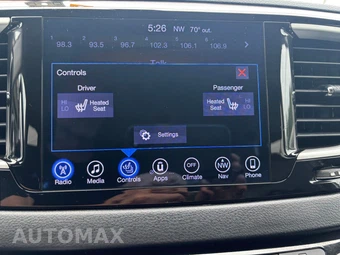 2017 Chrysler Pacifica Touring L 121.6" WB - miniatura 10