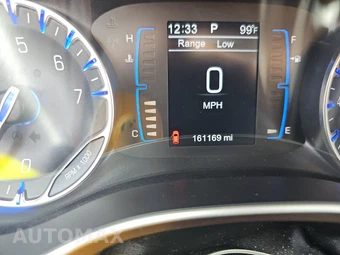 2017 Chrysler Pacifica Touring L 121.6" WB – miniatura 12