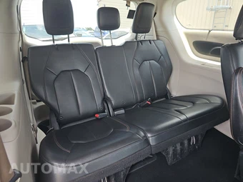2017 Chrysler Pacifica Touring L 121.6" WB – miniatura 14