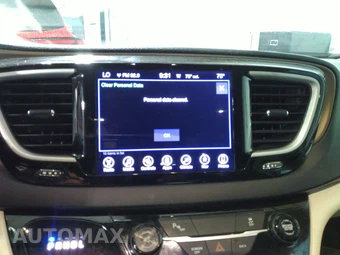 2017 Chrysler Pacifica Touring L 121.6" WB – miniatura 20