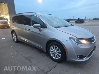 2017 Chrysler Pacifica Touring L 121.6" WB – miniatura 3