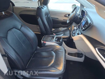 2017 Chrysler Pacifica Touring L 121.6" WB – miniatura 8