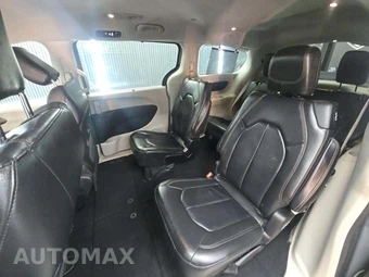 2017 Chrysler Pacifica Touring L 121.6" WB – miniatura 10