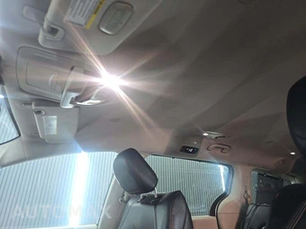 2017 Chrysler Pacifica Touring L 121.6" WB – miniatura 8