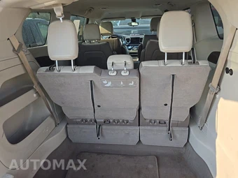 2017 Chrysler Pacifica Touring L 121.6" WB - miniatura 17