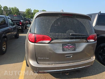 2017 Chrysler Pacifica Touring L 121.6" WB - miniatura 5