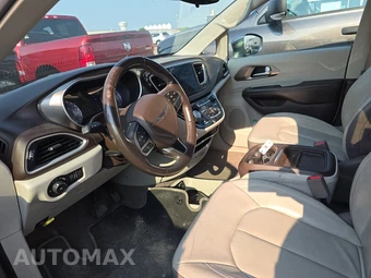 2017 Chrysler Pacifica Touring L 121.6" WB - miniatura 7