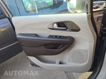 2017 Chrysler Pacifica Touring L 121.6" WB - miniatura 9