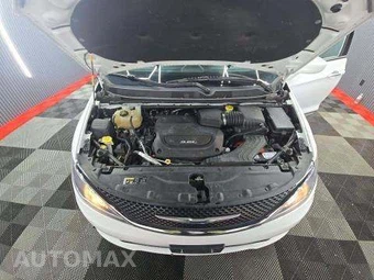2017 Chrysler Pacifica Touring L 121.6" WB - miniatura 24