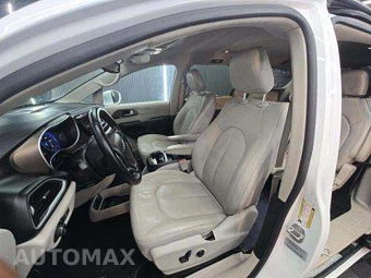 2017 Chrysler Pacifica Touring L 121.6" WB - miniatura 7