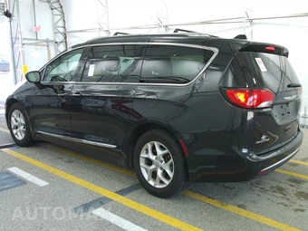 2017 Chrysler Pacifica Touring L Plus 121.6" WB – miniatura 6