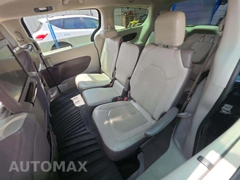 2017 Chrysler Pacifica Touring L Plus 121.6" WB – miniatura 13