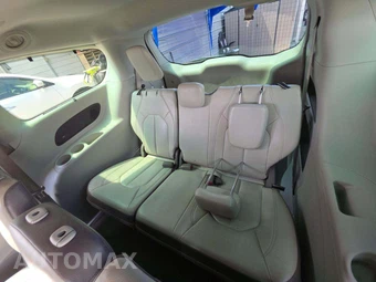 2017 Chrysler Pacifica Touring L Plus 121.6" WB – miniatura 14