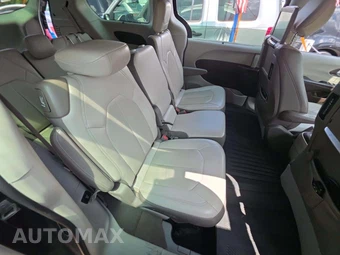 2017 Chrysler Pacifica Touring L Plus 121.6" WB – miniatura 17