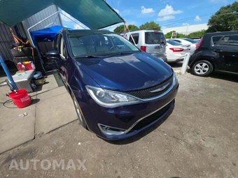 2017 Chrysler Pacifica Touring L Plus 121.6" WB – miniatura 4