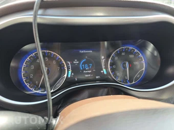 2017 Chrysler Pacifica Touring L Plus 121.6" WB – miniatura 9
