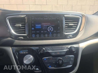 2017 Chrysler Pacifica Touring L Plus 121.6" WB – miniatura 10