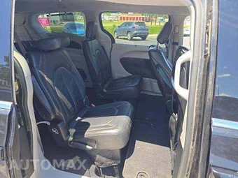 2017 Chrysler Pacifica Touring L Plus 121.6" WB – miniatura 17